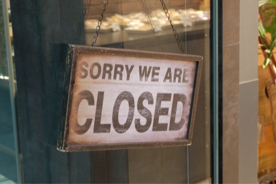 閉店の看板